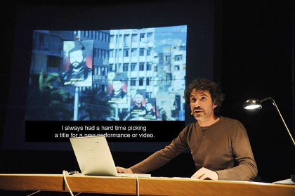 El artista interdisciplinar libanés Rabih Mroué, invitado a Punto de Vista 2020