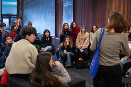 ¿Tienes entre 15 y 25 años y te gusta el cine? Descubre las actividades para público joven del festival Punto de Vista